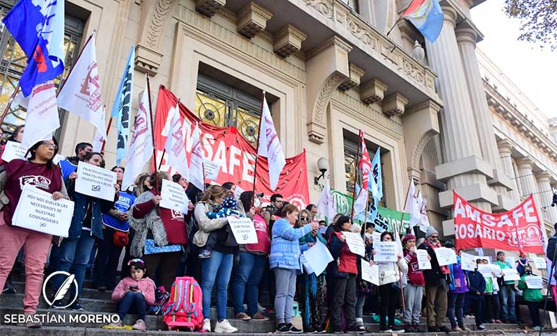 Amsafe le entregó una carta a Perotti: «Está en sus manos resolver el conflicto docente»