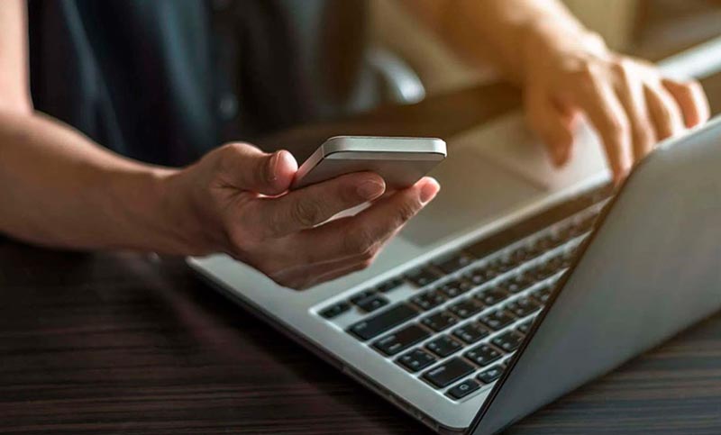 El Gobierno autorizó aumentos de casi 30% en telefonía, internet y cable