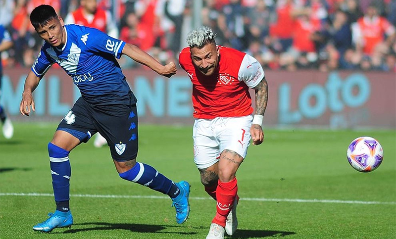 Vélez e Independiente protagonizan un picante cruce por Copa Argentina