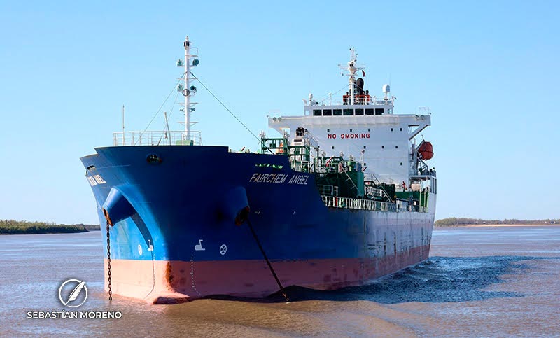 Hidrovía: aplicarán un peaje a los barcos que circulen en el norte de Santa Fe 