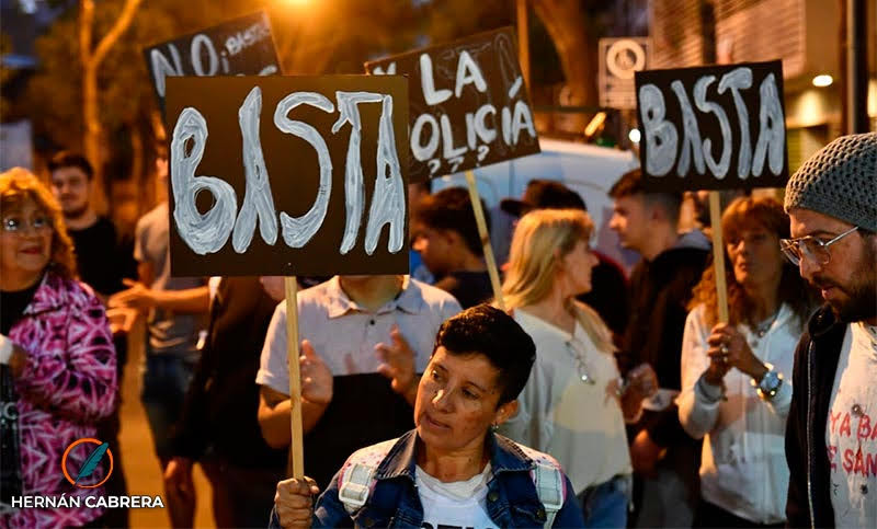 Vecinos de Refinería salieron a la calle para reclamar por seguridad