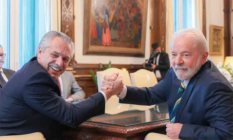 Alberto Fernández felicitó a Lula por el triunfo y celebró la «expresión democrática» en Brasil