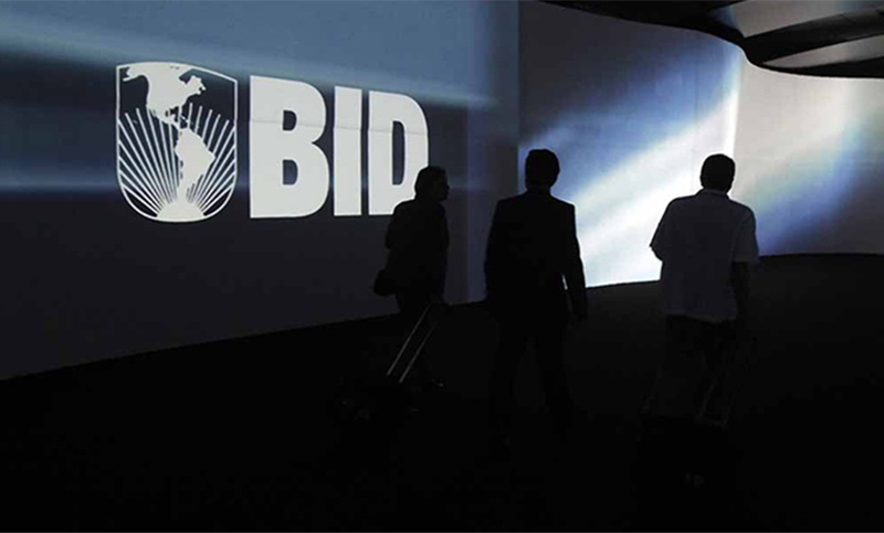 Argentina avanza en las gestiones para recibir 700 millones de dólares del BID