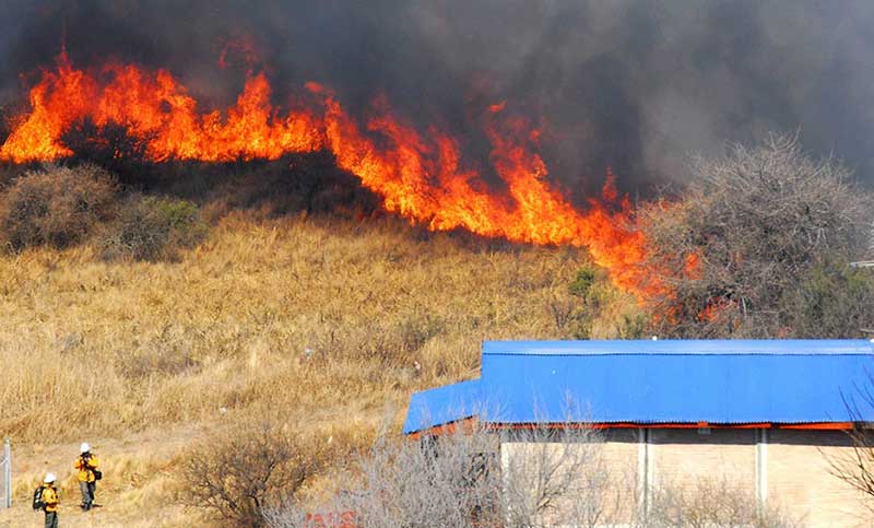 Salta, San Luis y Entre Ríos registran incendios activos