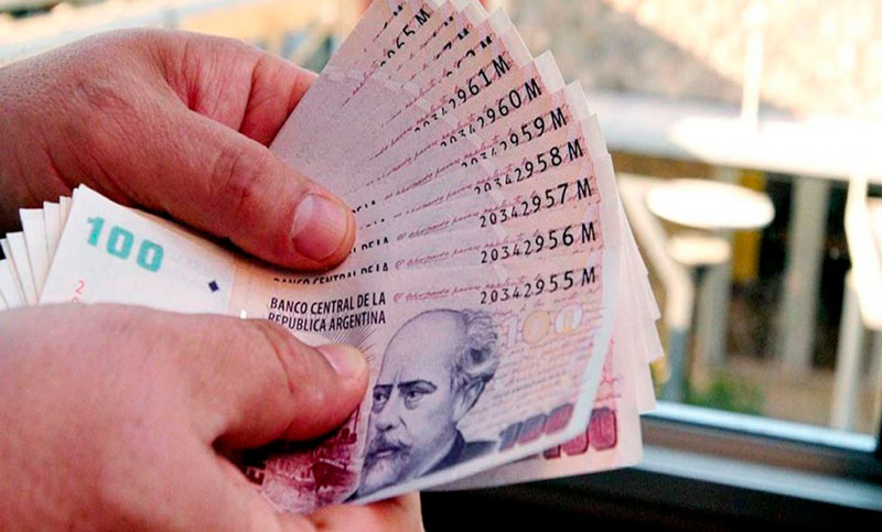El efectivo pierde importancia pero se mantiene por sobre el débito y el QR