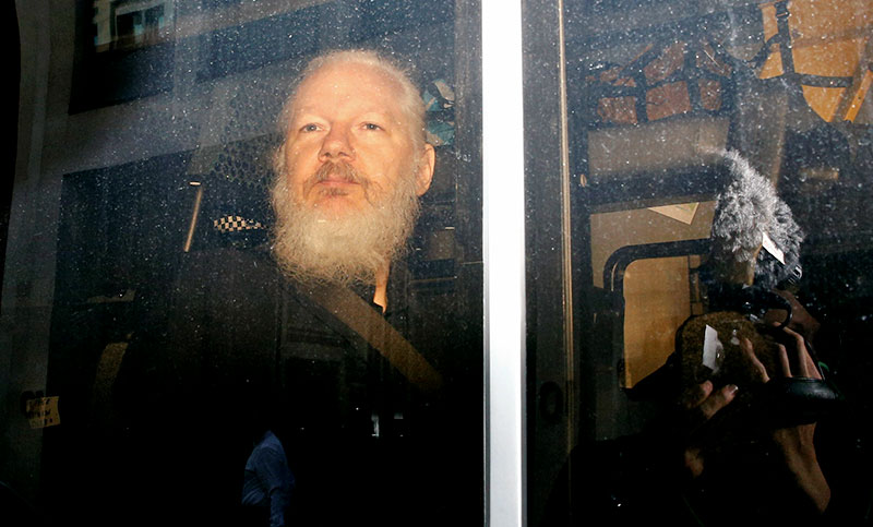 Cinco grandes diarios de Europa y Estados Unidos piden el fin de las acciones judiciales contra Assange