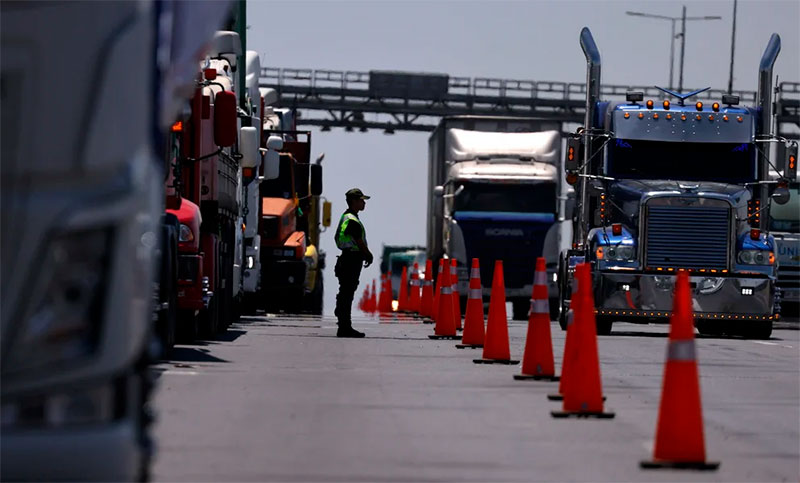 Chile: continúa el paro de camioneros y hay riesgo de desabastecimiento