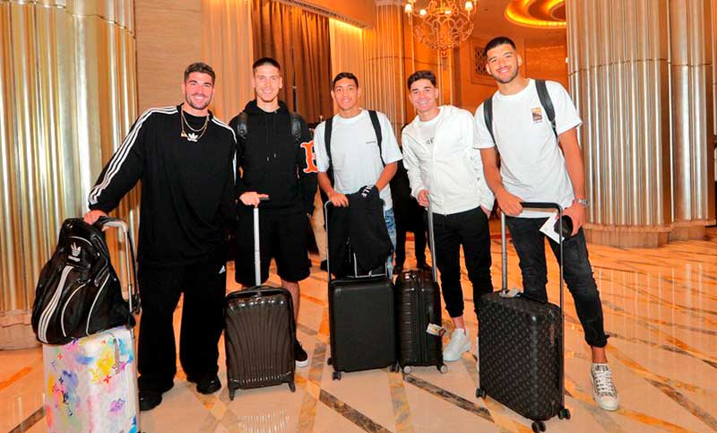 El plantel de Scaloni se va completando en Abu Dhabi