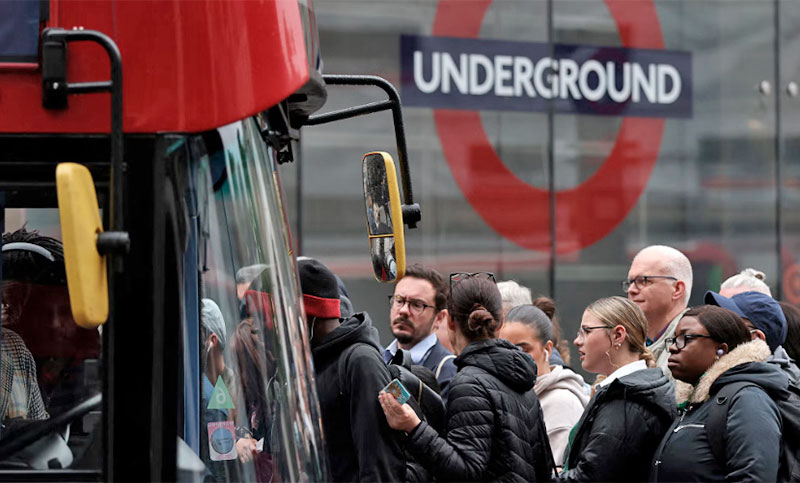 Caos en Londres por el paro de subtes en contra de los recortes de puestos de trabajo