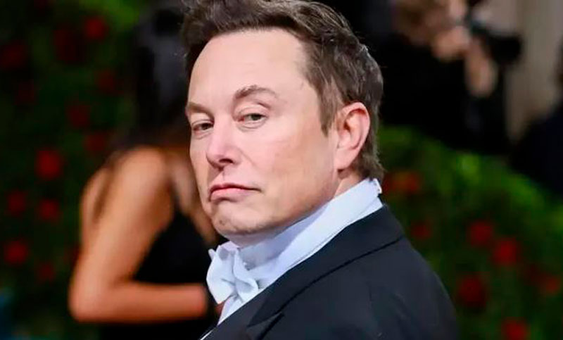 Elon Musk anuncia un abono mensual de 8 dólares para certificar cuentas de Twitter