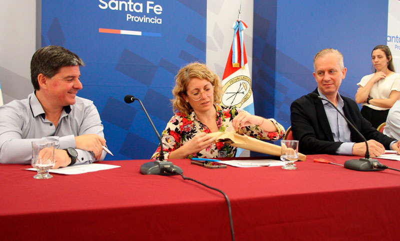 Licitaron la construcción de 100 viviendas para Rosario y la región