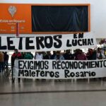 Maleteros de la Terminal reclaman por la implementación de la ordenanza que los regula