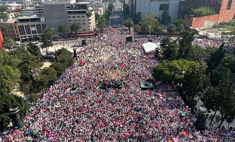 Masivas movilizaciones en México contra la reforma electoral de López Obrador