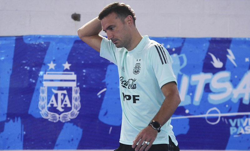 Scaloni: «Queremos a todos disponibles para el debut, aunque puede haber un matiz»