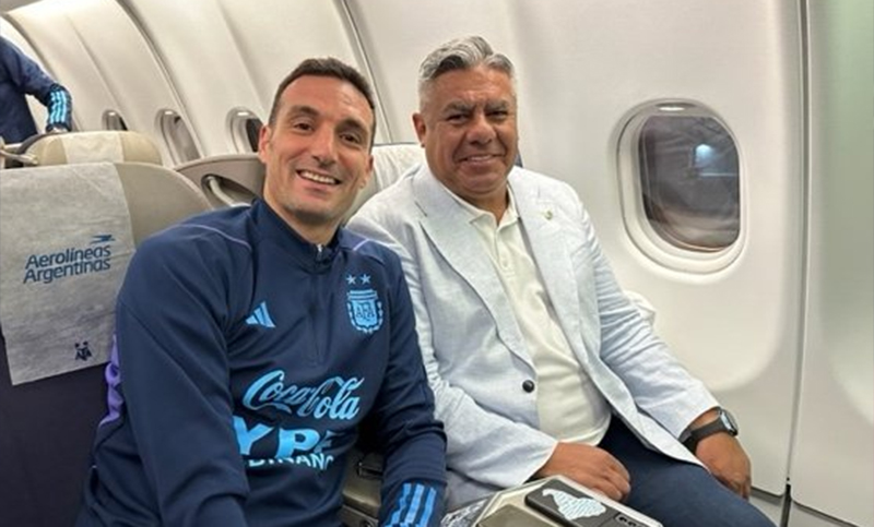 Con una lista reducida y Scaloni a la cabeza, la delegación argentina ya viaja a Qatar