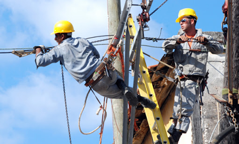 Se actualizó la movilidad jubilatoria de docentes y trabajadores de energía eléctrica