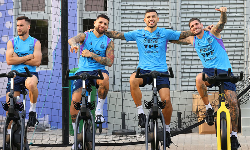 Argentina entrenó pensando en las semis del Mundial