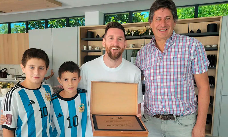 Messi fue declarado ciudadano ilustre de Funes: “Agradecido por el cariño de siempre”