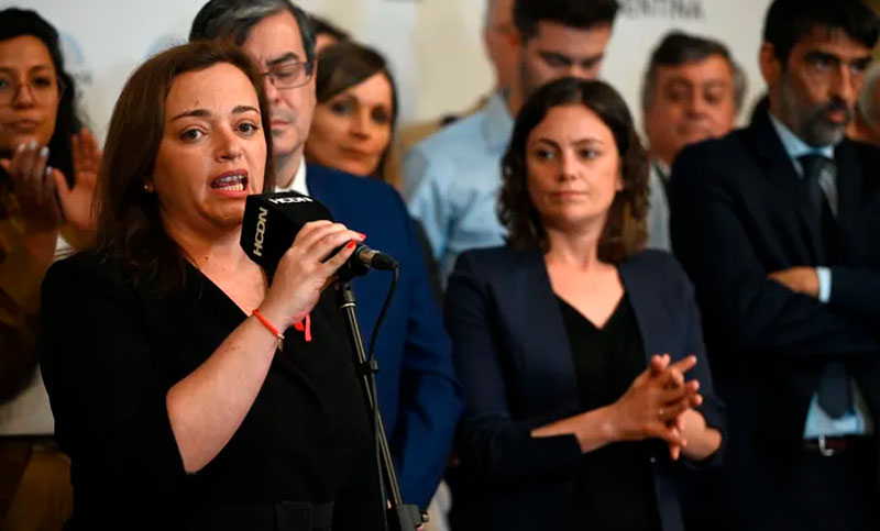 Con fuertes tensiones y sin quórum, el oficialismo mantiene a Cecilia Moreau en la presidencia de Diputados