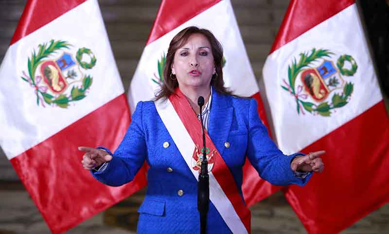La presidenta Boluarte propone adelantar las elecciones en Perú para abril de 2024