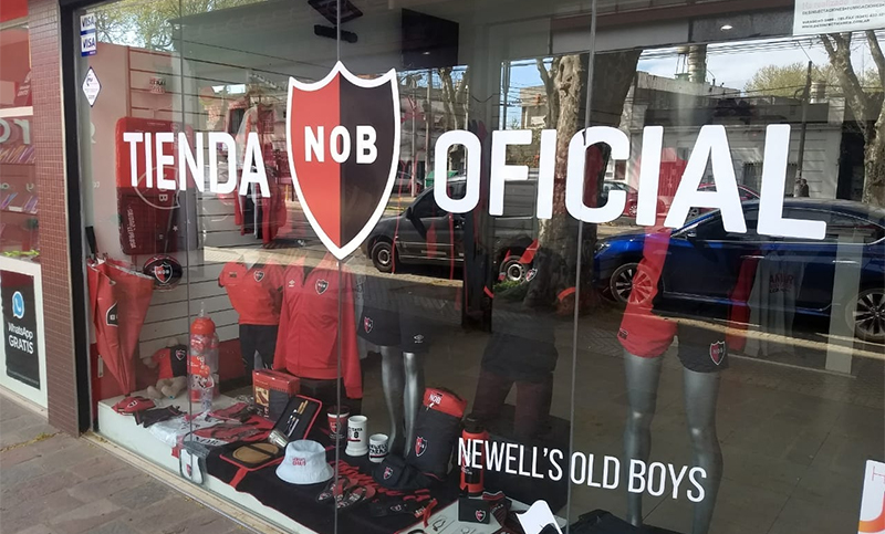 Robaron más de un millón de pesos en prendas de una tienda de Newell’s