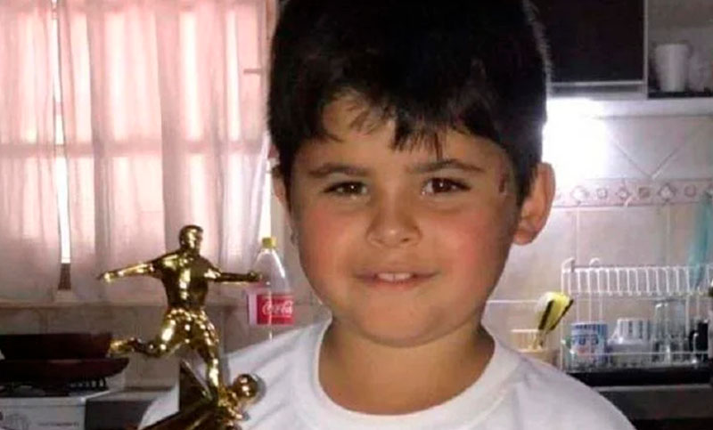 Desesperada búsqueda de nene de 8 años: sospechan que fue llevado en un camión a Brasil