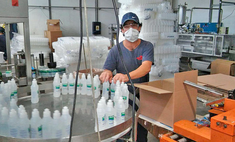 Los trabajadores químicos reciben un bono de más de 58 mil pesos en el comienzo de 2023