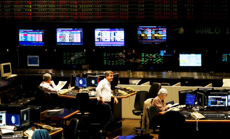 Fuerte caída accionaria en la bolsa porteña