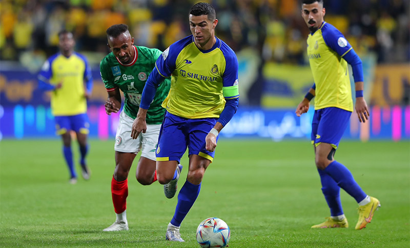 Cristiano Ronaldo debutó con triunfo en el fútbol árabe