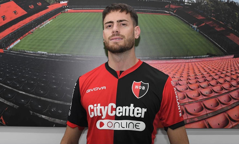 Sin jugar un solo partido, Lucas Melano se fue de Newell’s a Sarmiento