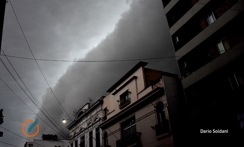 Alertan por posible caída de granizo entre tormentas fuertes e intensas ráfagas en Rosario