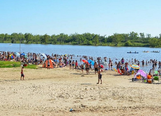 Condenan al municipio de Victoria a reforestar una playa que taló