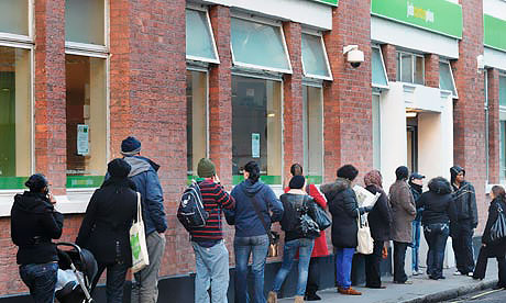 La tasa de desempleo en el Reino Unido no se reduce y se mantiene en 3,7 %
