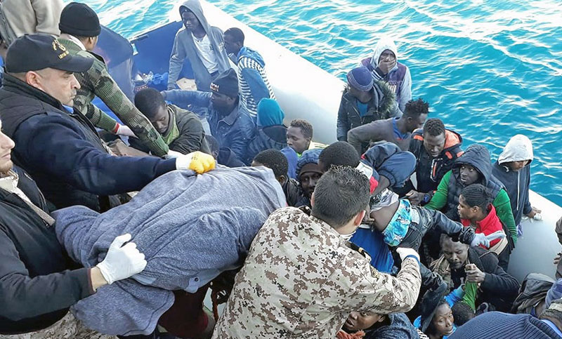 Italia defiende su nuevo reglamento para ONGs del Mediterráneo ante la presión de Europa