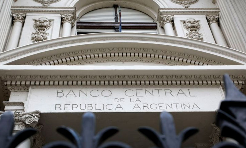 El Banco Central vendió US$ 99 millones para tratar de contener a un dólar en alza