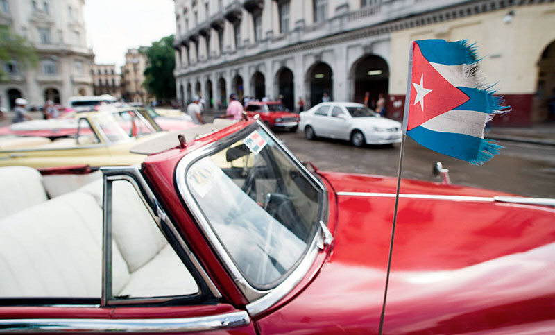 Senadores demócratas y republicanos presentan un proyecto para levantar el embargo a Cuba