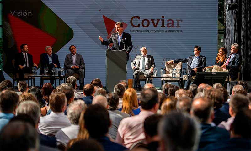 Massa anunció que habrá un «Dólar Vino» desde el primer día de abril