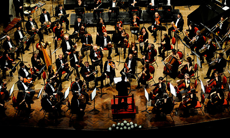 La Sinfónica Provincial de Rosario abre la temporada en el teatro El Círculo