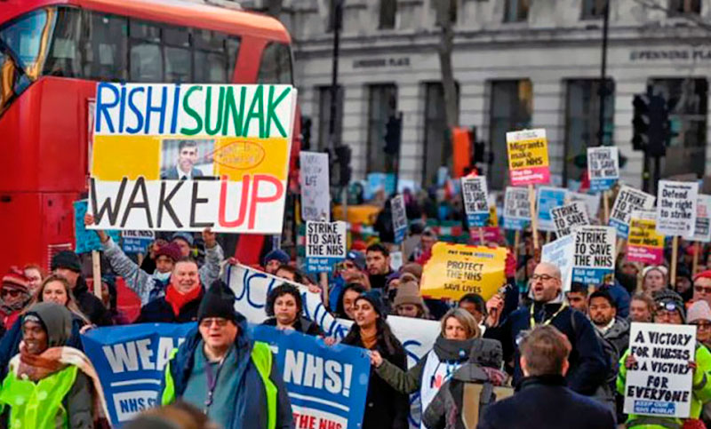 Reino Unido: miles de trabajadores continúan con más huelgas por reclamos salariales