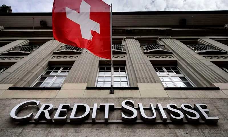 En medio del desplome de acciones, Credit Suisse pidió apoyo del Banco Central suizo