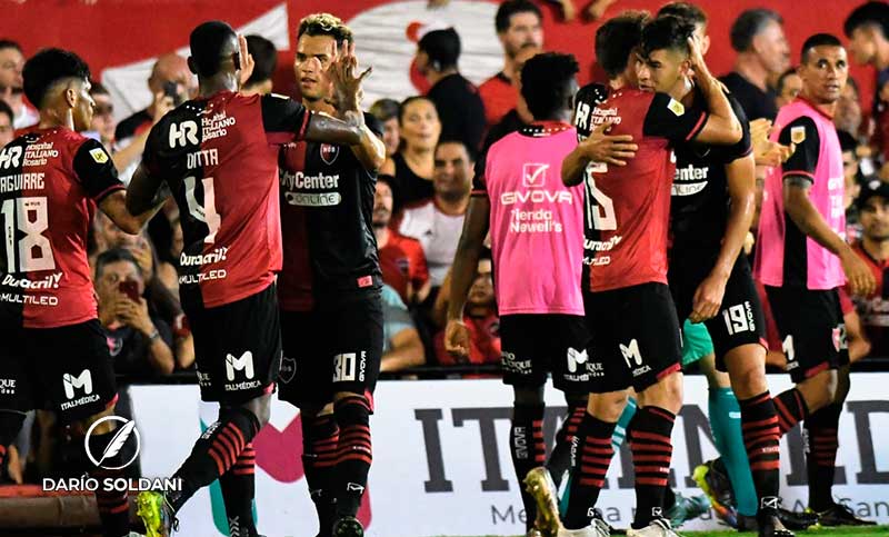 Newell’s mostró su mejor versión y venció al Barracas de Tapia