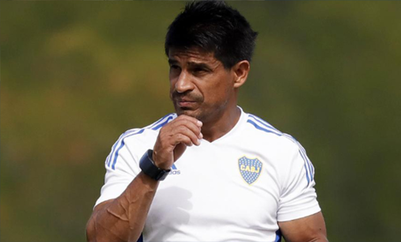 Internaron de urgencia a Hugo Ibarra, DT de Boca