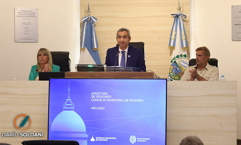 Javkin abrió el período de sesiones ordinarias del Concejo Municipal: «Esta ciudad siempre se levanta, jamás se rinde»
