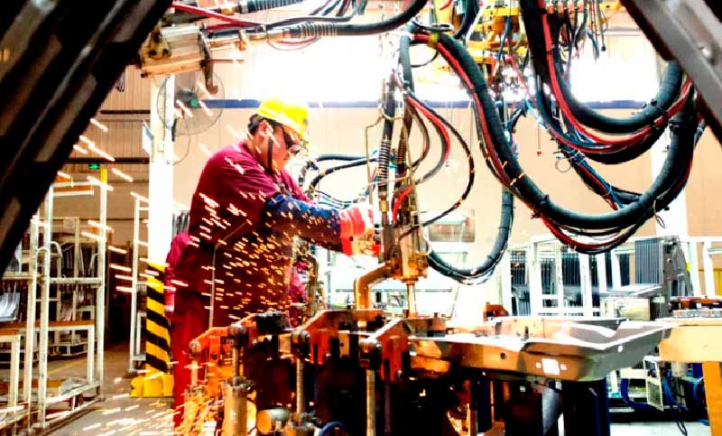 Indicadores de los centros urbanos santafesinos: evolución del trabajo, los salarios y la población