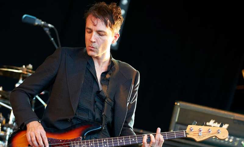 Steve Mackey, bajista de la banda de britpop Pulp, falleció a los 56 años