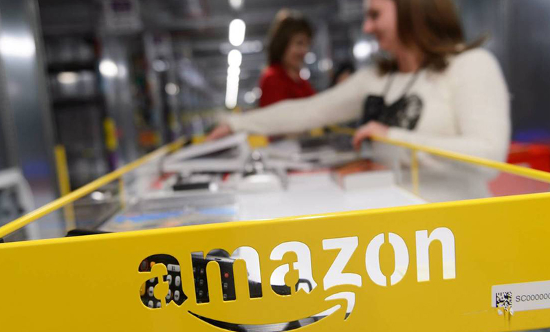 Amazon no se hará cargo de los costos del teletrabajo: 7000 empleados pagarán los insumos utilizados en pandemia
