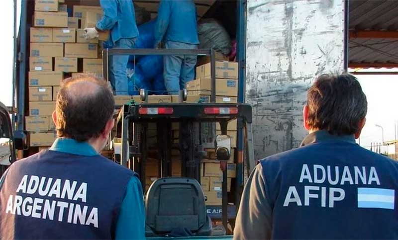 La Aduana suspendió a casi 60 exportadoras por irregularidades en la liquidación de dólares