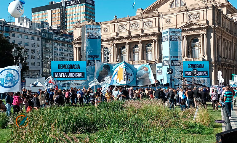 Organizaciones se manifestaron frente a Tribunales de Buenos Aires bajo el lema “democracia o mafia judicial”
