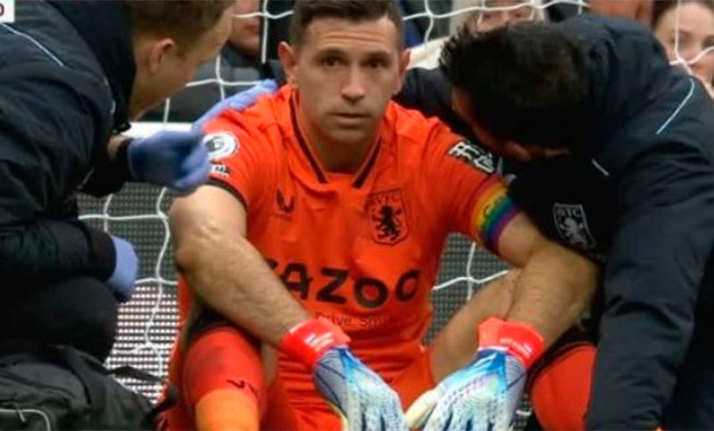 Se lesionó el «Dibu» Martínez en el partido del Aston Villa