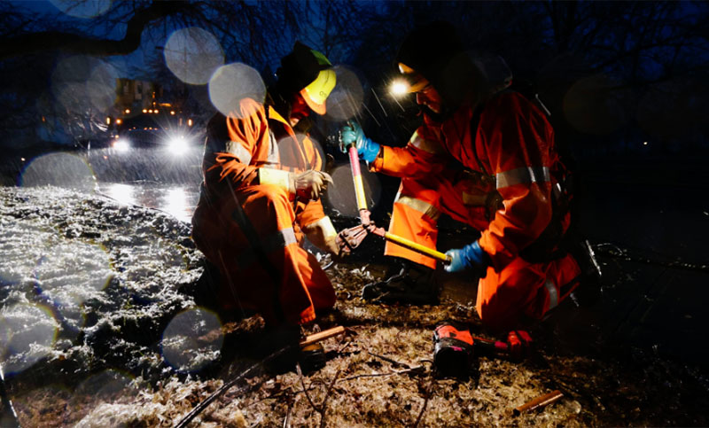 Más de un millón de canadienses quedaron sin electricidad por una tormenta de hielo